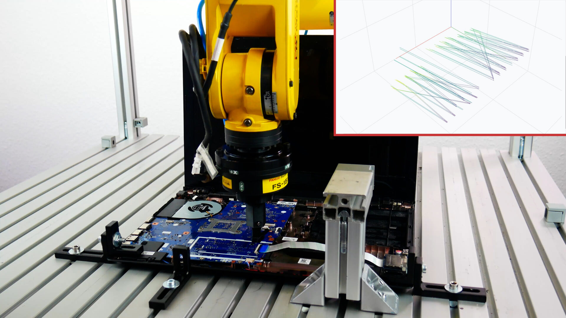 ArtiMinds Robotics – das Stecken von Kabeln mit ArtiMinds RPS mit Robotern automatisieren