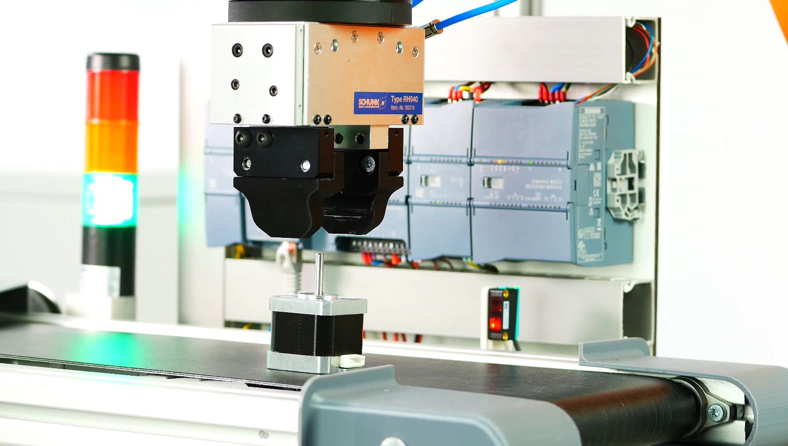 ArtiMinds Robotics - Easy PLC communication via ArtiMinds RPS